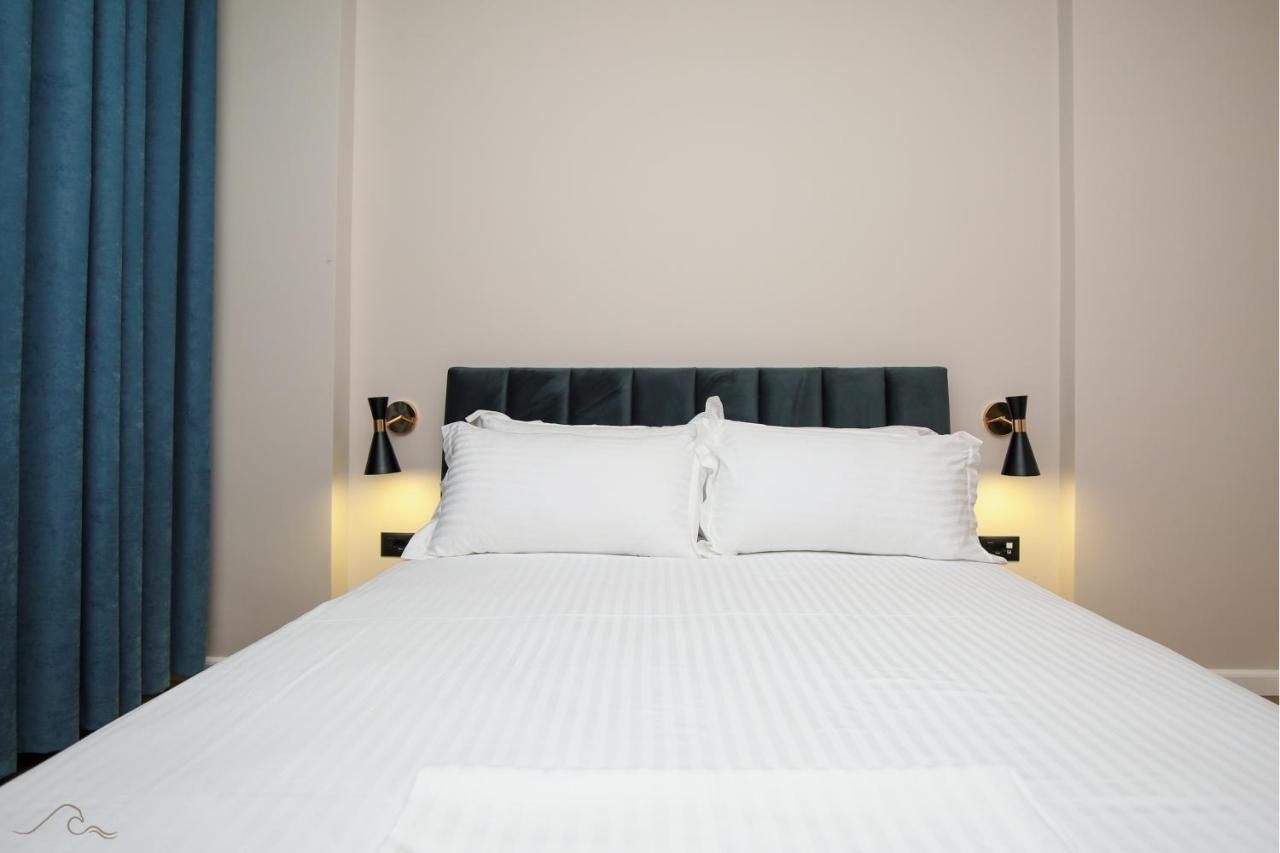 Hotel Libertas Vlorë エクステリア 写真