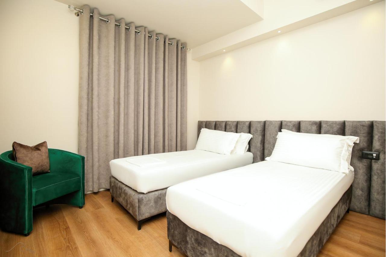 Hotel Libertas Vlorë エクステリア 写真