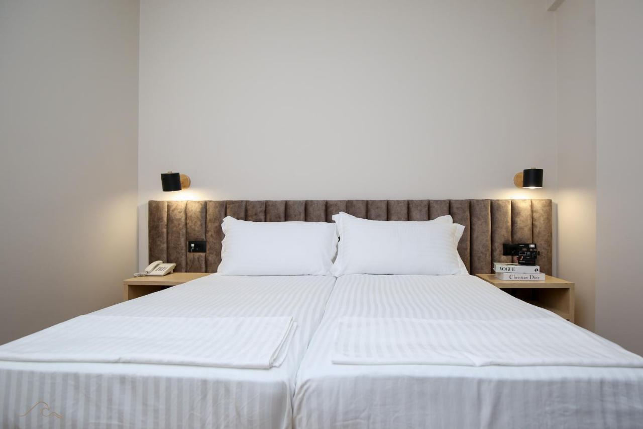 Hotel Libertas Vlorë エクステリア 写真