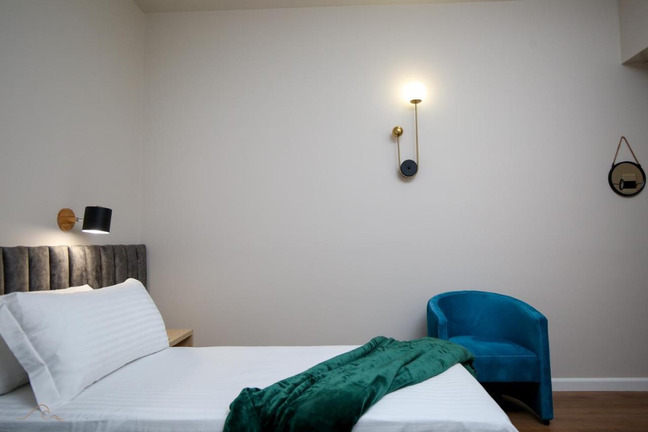 Hotel Libertas Vlorë エクステリア 写真