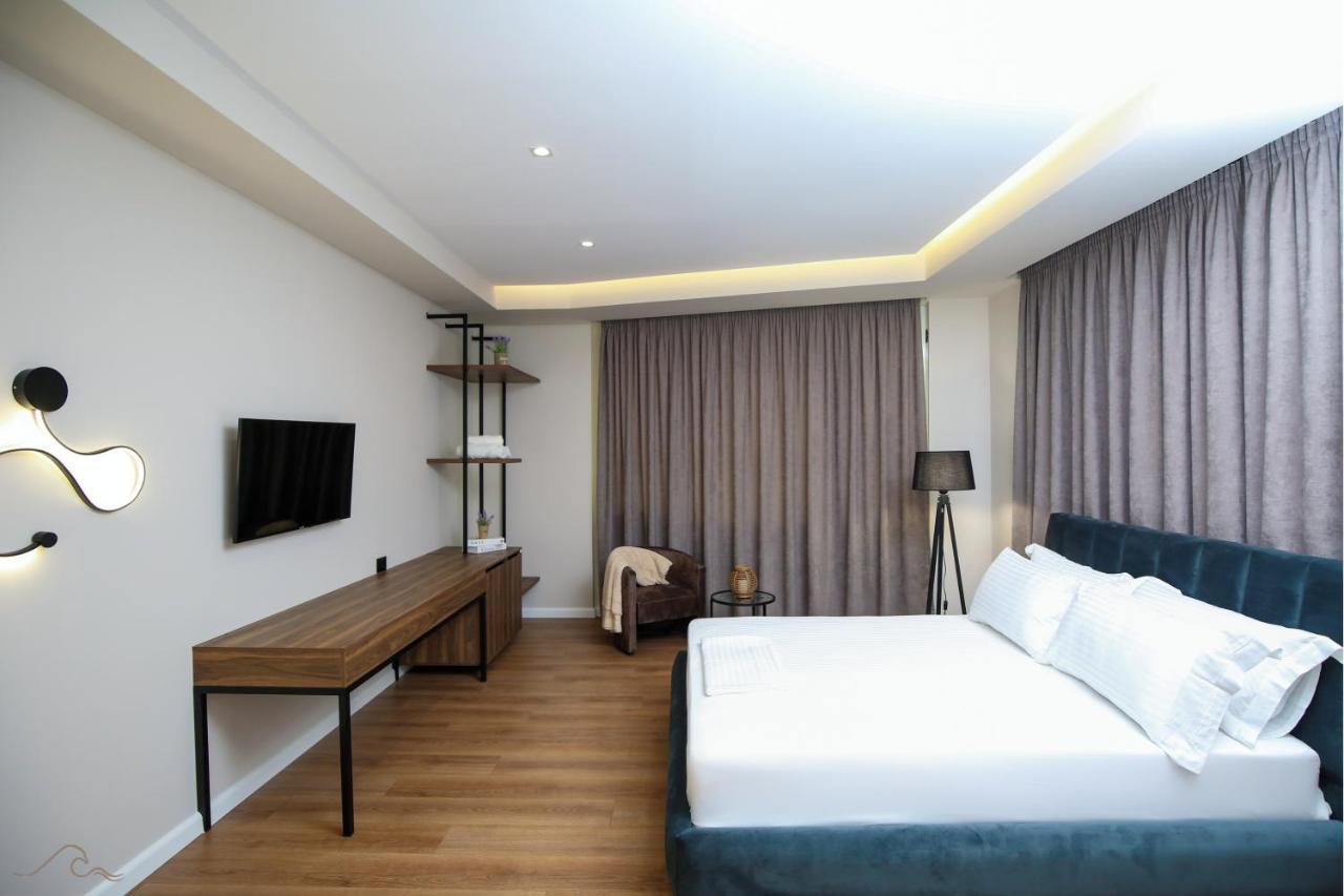 Hotel Libertas Vlorë エクステリア 写真