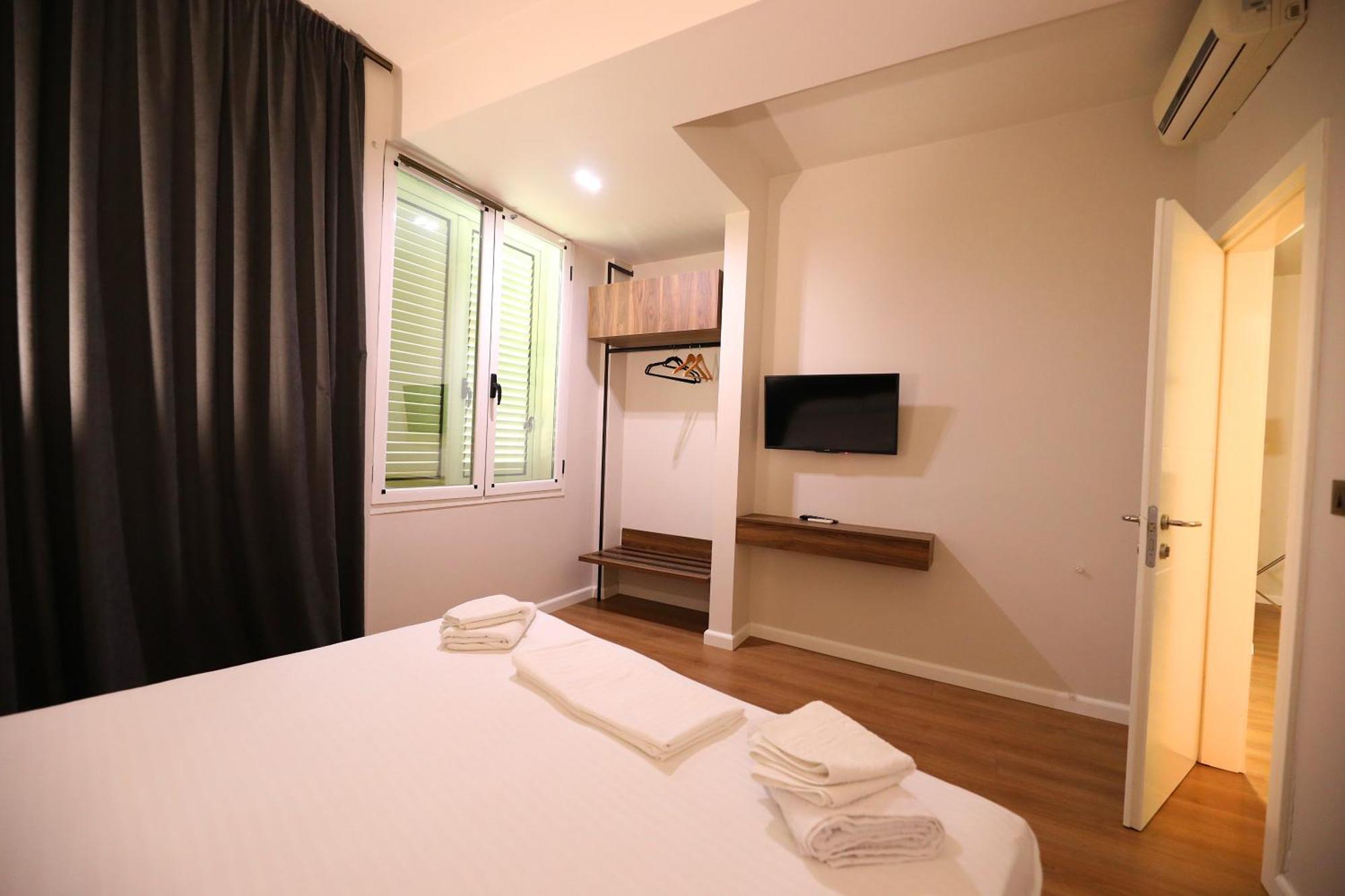 Hotel Libertas Vlorë エクステリア 写真
