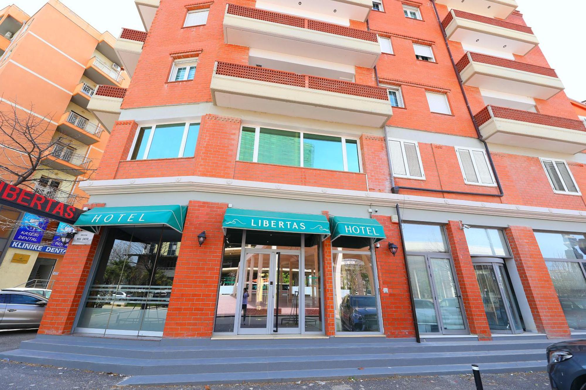 Hotel Libertas Vlorë エクステリア 写真